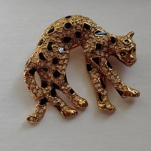 Vintage leopard pin